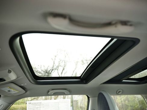 New 2026 MINI Cooper 2-Door Hardtop image 17