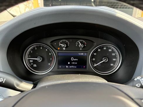 Used 2020 Buick Enclave Essence image 27