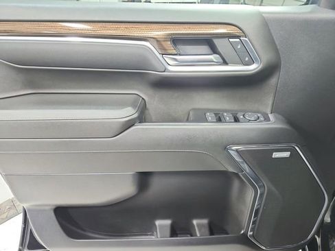 Used 2024 Chevrolet Silverado 1500 RST w/ Convenience Package II AWD/4WD image 38