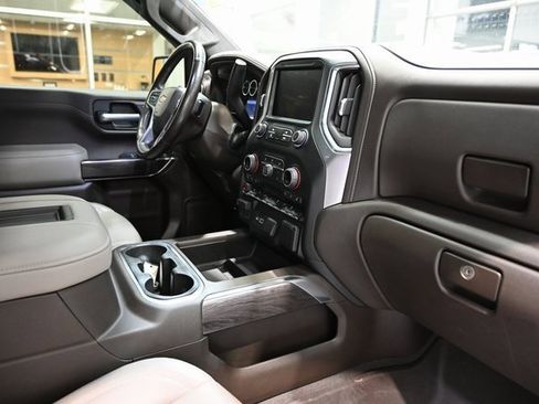 Used 2019 Chevrolet Silverado 1500 LTZ image 16