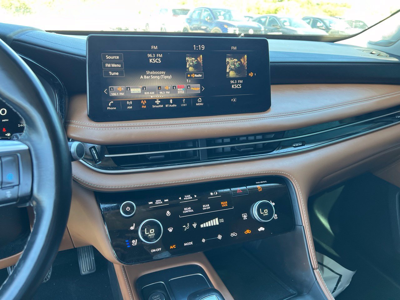 Used 2022 INFINITI QX60 Sensory w/ Vision Package AWD/4WD image 8