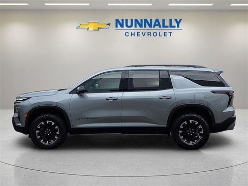 New 2026 Chevrolet Traverse Z71 w/ Enhanced Driving Package image 2