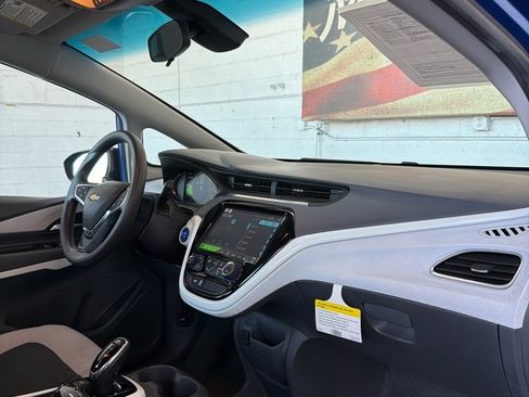 Used 2020 Chevrolet Bolt LT image 35