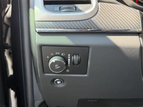 Used 2021 Jeep Grand Cherokee SRT AWD/4WD image 19