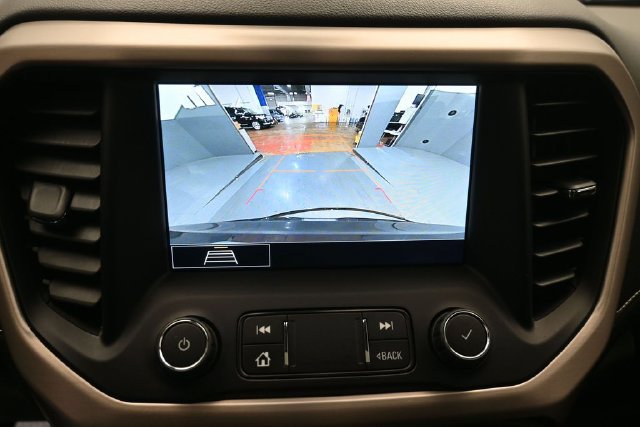 Used 2020 GMC Acadia Denali AWD/4WD image 16