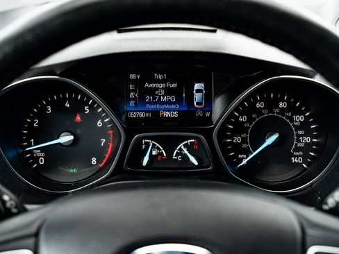 Used 2019 Ford Escape Titanium AWD/4WD image 23
