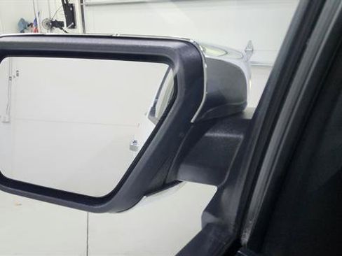 Used 2021 Ford F150 XLT RWD image 12