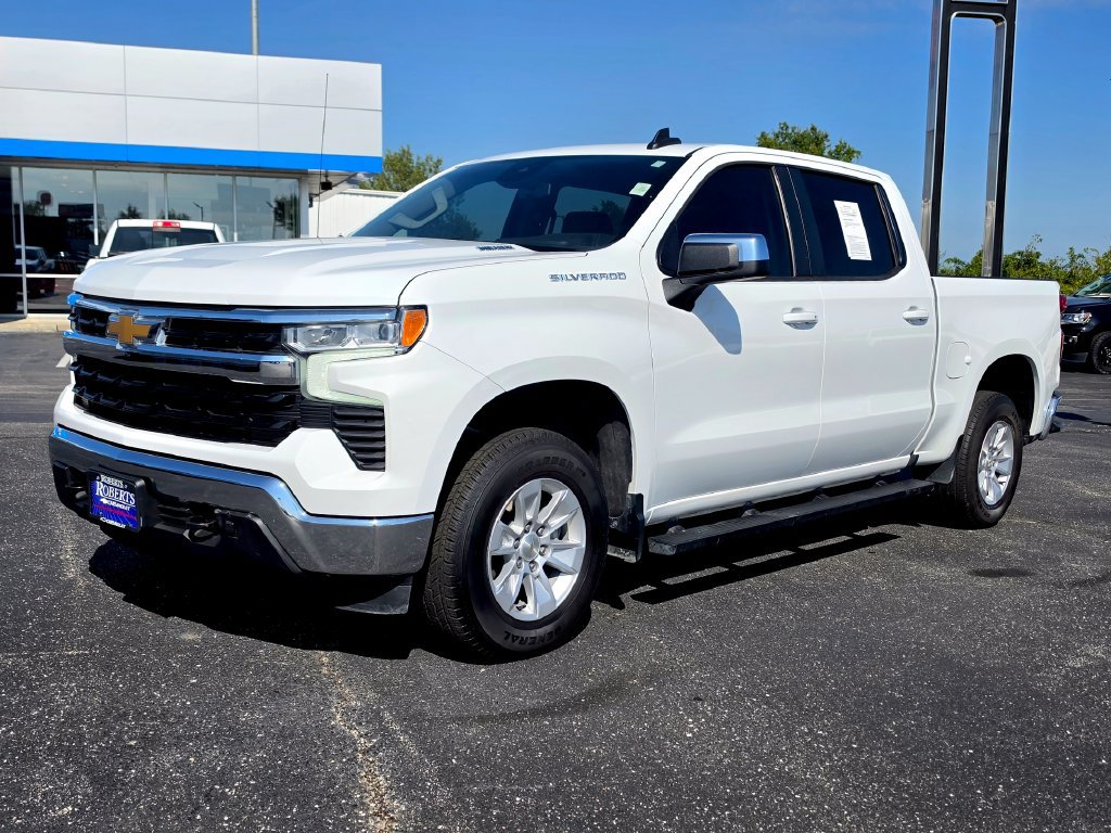 Used 2024 Chevrolet Silverado 1500 LT w/ Protection Package AWD/4WD image 2