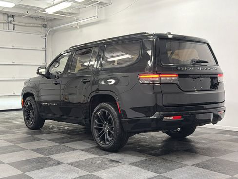 Used 2022 Jeep Grand Wagoneer Series II image 6