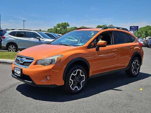 Used 2014 Subaru Crosstrek 2.0i Premium AWD/4WD image 3