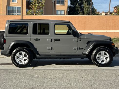 Used 2022 Jeep Wrangler Unlimited Sport w/ Sun And Sound Package image 3