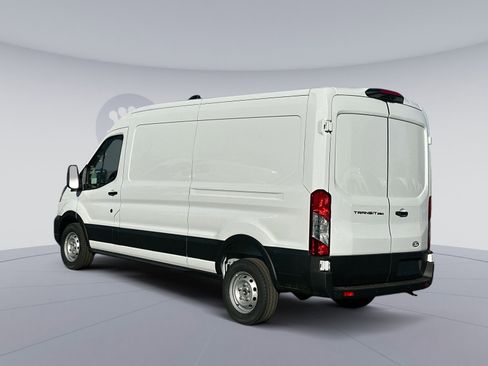 New 2026 Ford Transit 250 148 Medium Roof image 4
