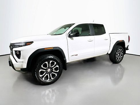 Used 2023 GMC Canyon AT4 w/ AT4 Premium Package image 3