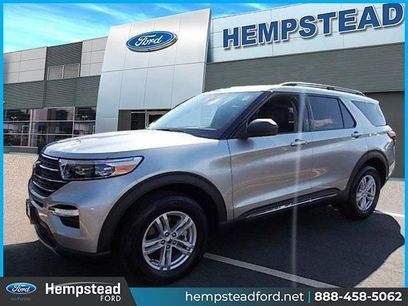 Certified 2022 Ford Explorer XLT w/ Equipment Group 202A