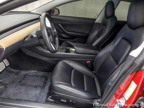 Used 2020 Tesla Model 3 Performance image 11