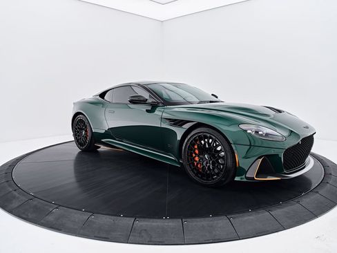 Used 2023 Aston Martin DBS Coupe RWD image 21