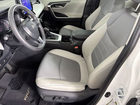 Used 2024 Toyota RAV4 XLE Premium w/ Weather Package FWD image 7