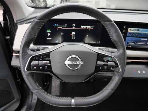 Used 2023 Nissan Ariya AWD image 26