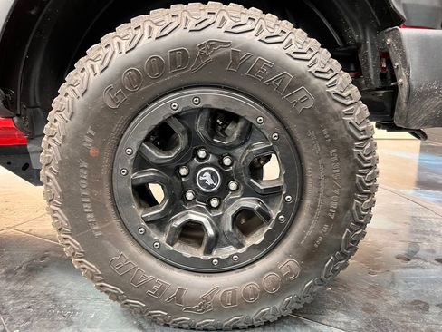 Used 2022 Ford Bronco Wildtrak AWD/4WD image 25