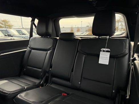 New 2025 Ford Expedition Max Platinum w/ Stealth Performance Package image 29