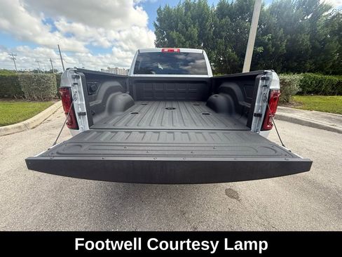 New 2026 RAM 2500 Big Horn AWD/4WD image 38