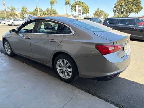 Used 2024 Chevrolet Malibu LT FWD image 3