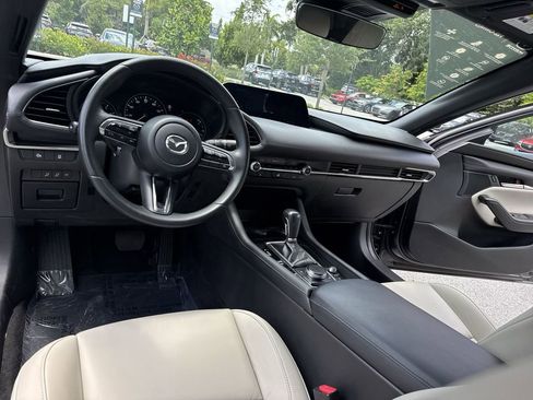Used 2024 MAZDA MAZDA3 s FWD image 35