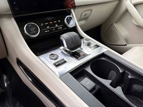 Used 2021 Jaguar F-PACE S image 27