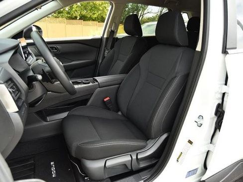 New 2026 Nissan Rogue S image 19