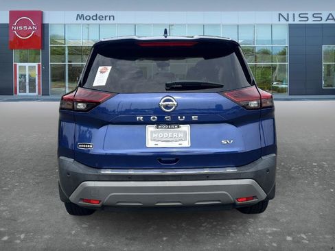 Used 2021 Nissan Rogue SV FWD image 6
