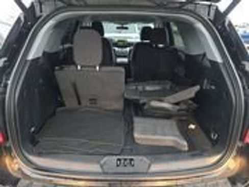 Used 2023 Ford Explorer XLT w/ Class IV Trailer Tow Package image 6