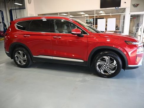 Used 2022 Hyundai Santa Fe SEL w/ Convenience + Premium Package FWD image 4