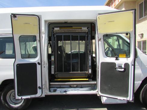 Used 2011 Ford E-350 and Econoline 350 Extended Super Duty w/ PWR Group image 35