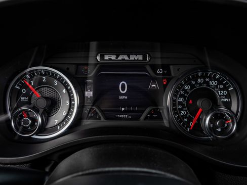 Used 2025 RAM 1500 Lone Star image 19