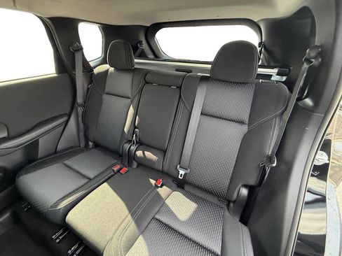 New 2026 Mitsubishi Outlander ES image 15