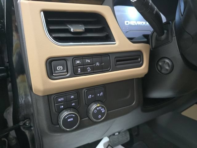 Used 2024 Chevrolet Tahoe Premier AWD/4WD image 17