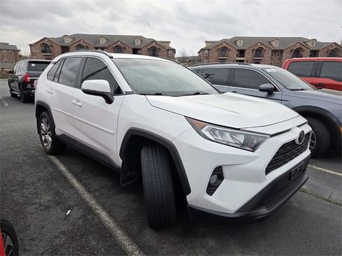Used 2020 Toyota RAV4 XLE Premium w/ All Weather Liner Package image 2