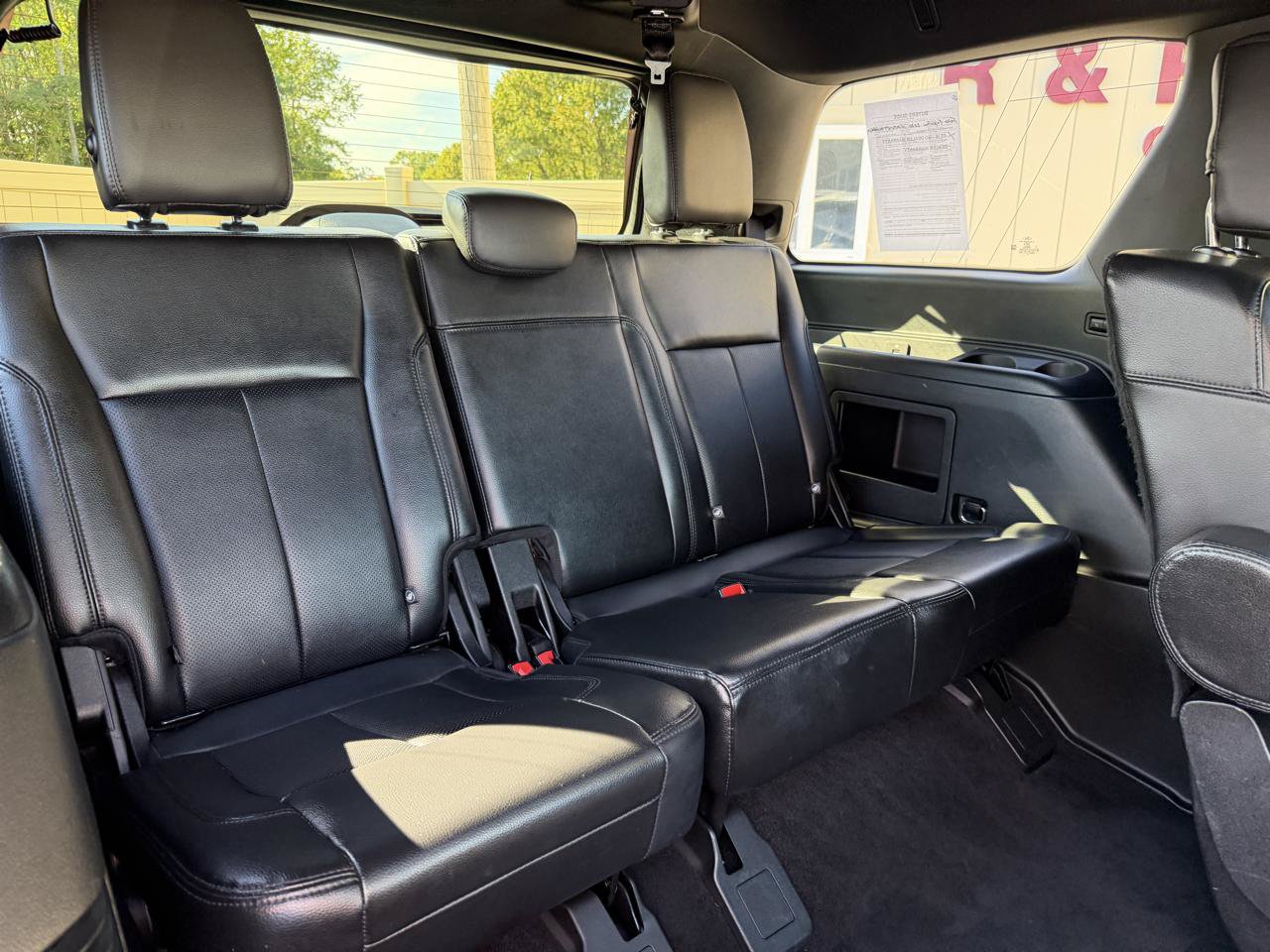 Used 2020 Ford Expedition XLT w/ Equipment Group 202A AWD/4WD image 5