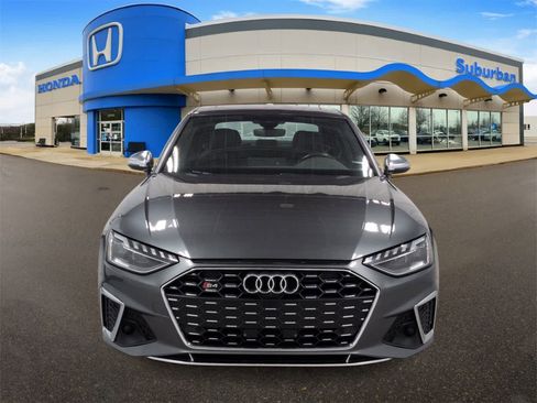 Used 2021 Audi S4 Premium Plus w/ Premium Plus Package image 3
