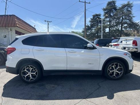 Used 2017 BMW X1 sDrive28i FWD image 3