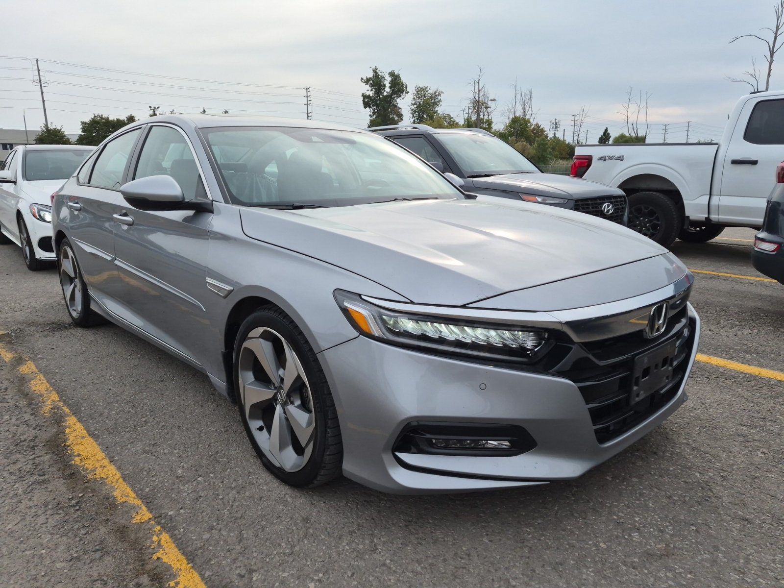 Used 2019 Honda Accord Touring image 6