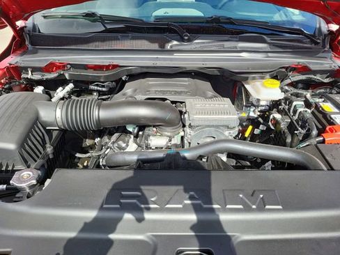 New 2026 RAM 1500 Laramie AWD/4WD image 17