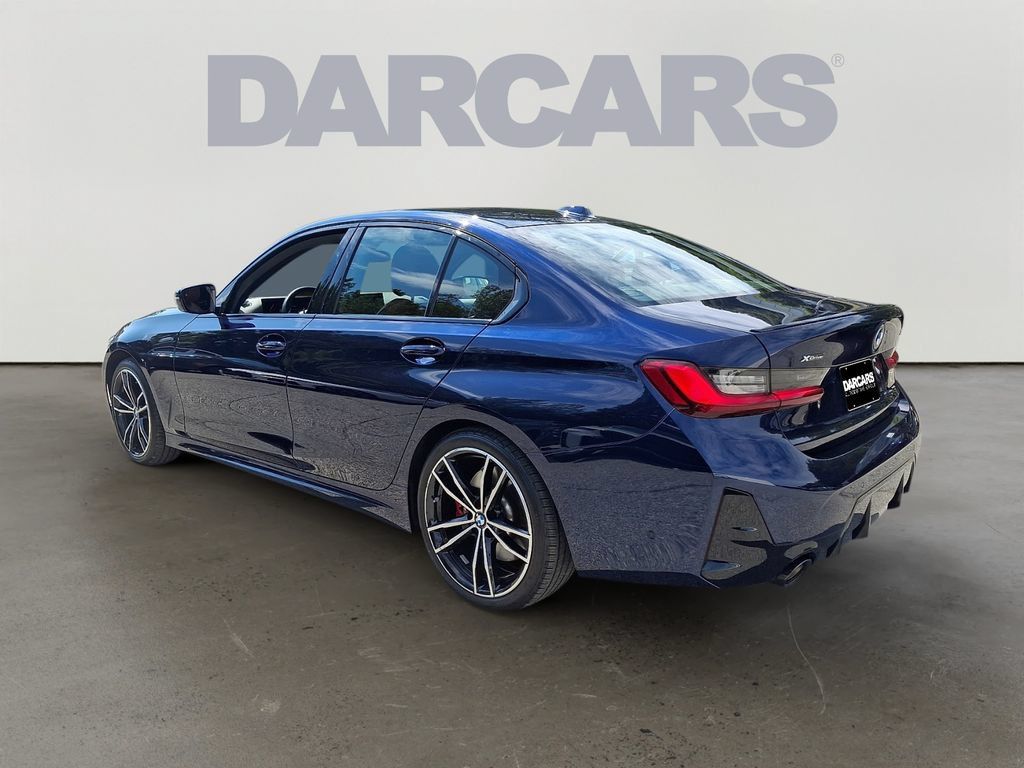 Used 2023 BMW 330i xDrive Sedan w/ M Sport Package AWD/4WD image 4