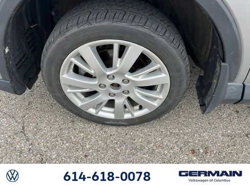 Used 2017 Toyota RAV4 Limited AWD/4WD image 16