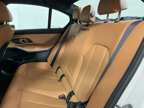 Certified 2025 BMW 330i Sedan w/ Premium Package RWD image 26