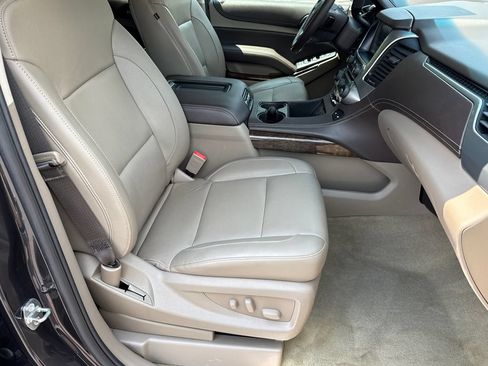 Used 2018 Chevrolet Tahoe LT RWD image 12