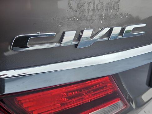 Used 2014 Honda Civic LX image 9