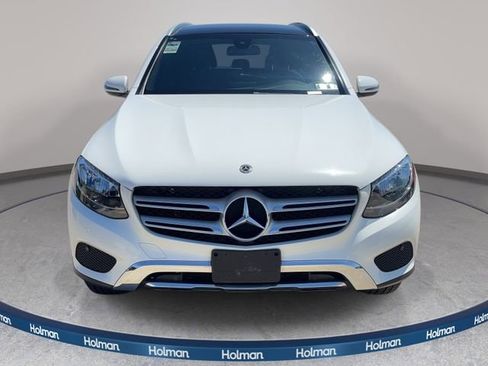Used 2019 Mercedes-Benz GLC 300 4MATIC image 3