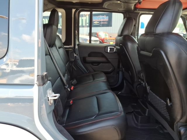 Used 2024 Jeep Wrangler Unlimited Rubicon AWD/4WD image 16