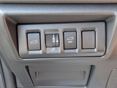 Used 2025 Subaru Outback Onyx Edition AWD/4WD image 10